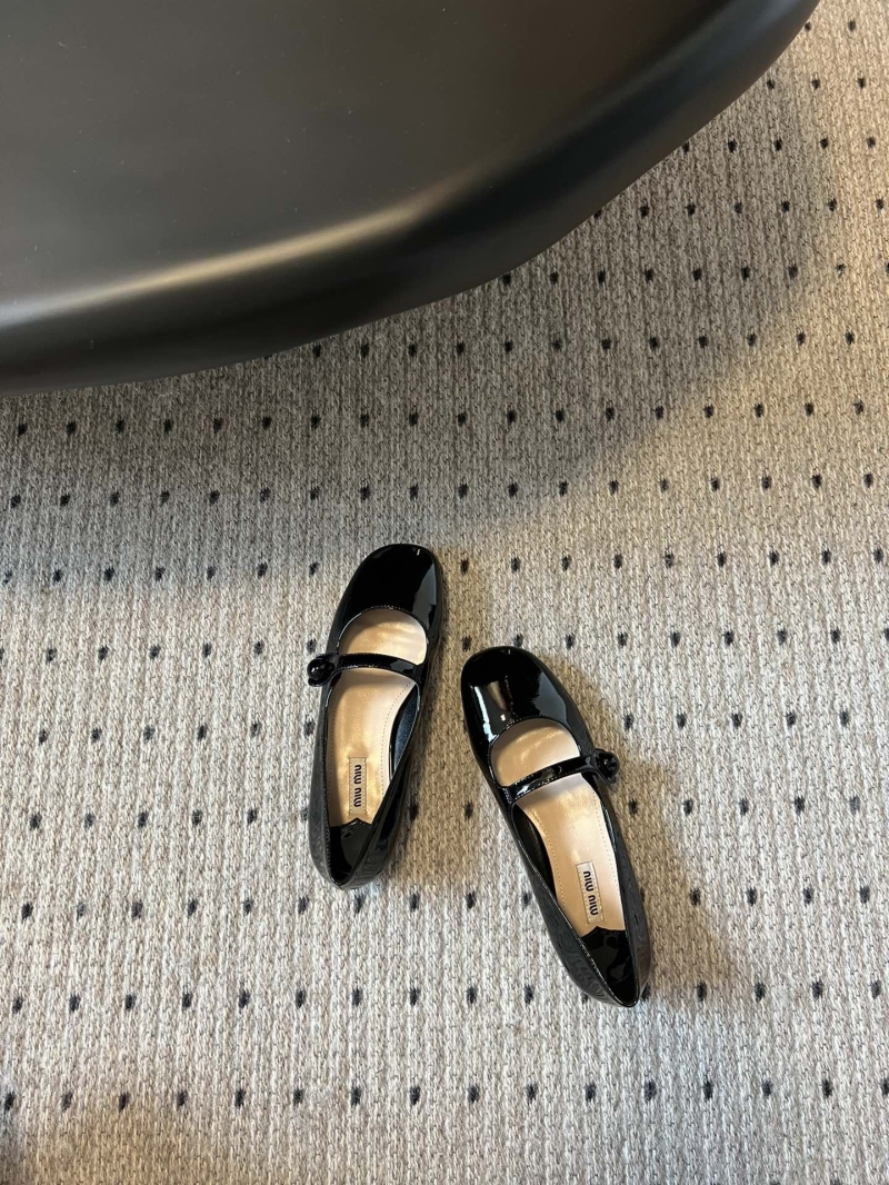 Miu Miu flat shoes